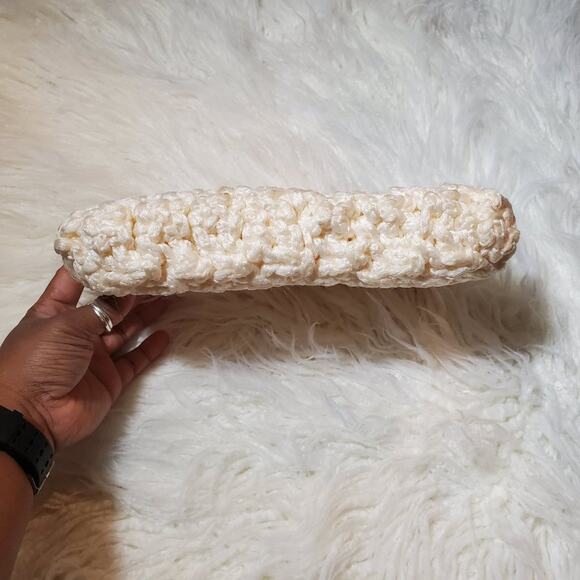 Vintage Cream Crocheted Clutch Handbag Purse - Picture 3 of 9